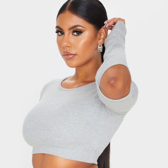 NWT PRETTY LITTLE THINGGREY CUT OUT SLEEVE RIB KNIT TOP - Picture 2 of 3